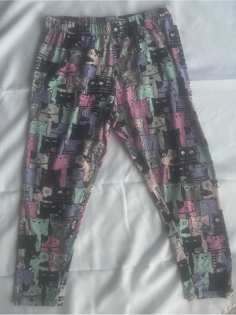 Women’s Cat Print Capris Leggings - Multi Color